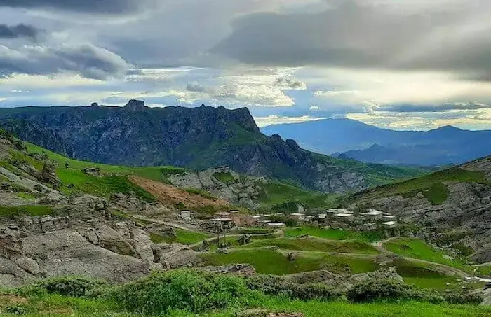 نمایی از طبیعت سرسبز روستای ملاباشی اردبیل 4598496